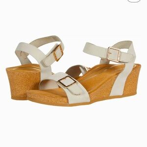 Aetrex Lexa Wedge Ivory Sz 40 BRAND NEW no box